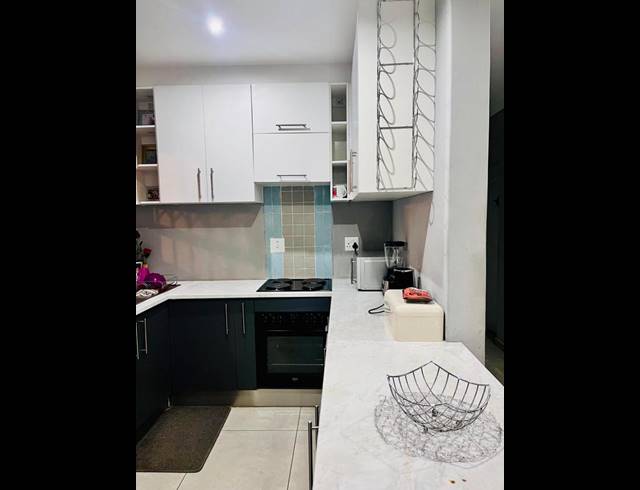3 BEDROOM HOUSE FOR SALE IN SOUTHERNWOOD